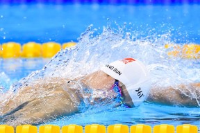 ayx·爱游戏电竞体育-穆古鲁扎关键节点战术调整，尤文图斯带队取胜！